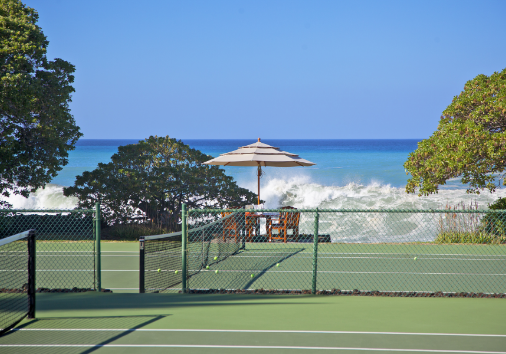 9 tennis courts and 8 pickleball courts